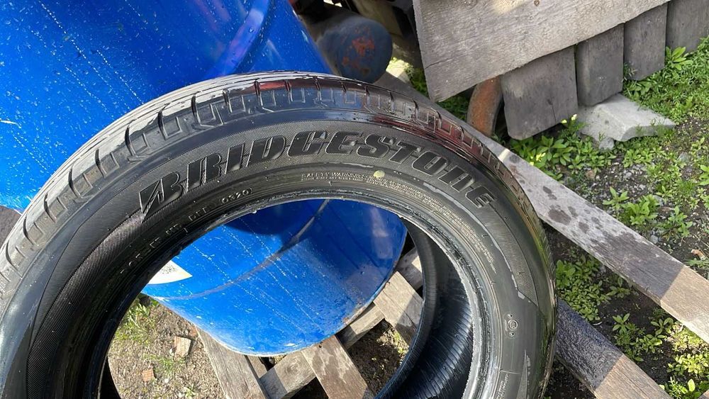 Продам комплект шин