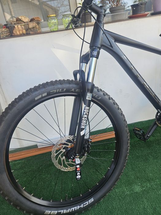 27.5  цола Крос Капитан 12 х 1 , гуми 27.5 х 30