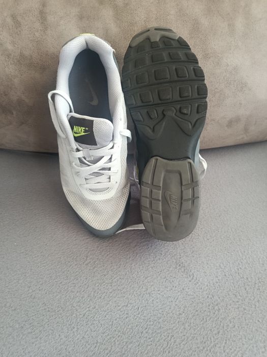 Nike Air Max Torch 4