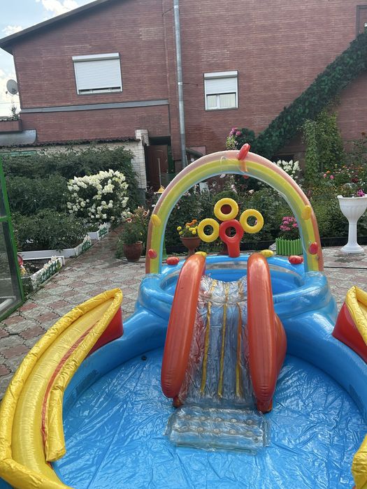 Продам детский бассейн новый