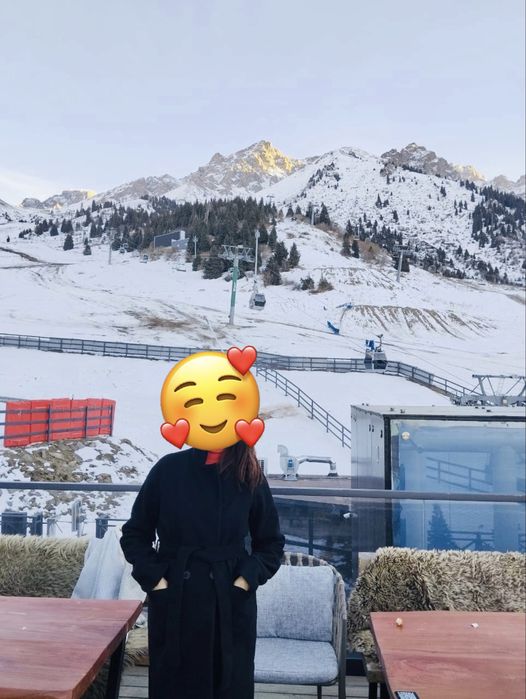 Срочно продам пальто демисезонное