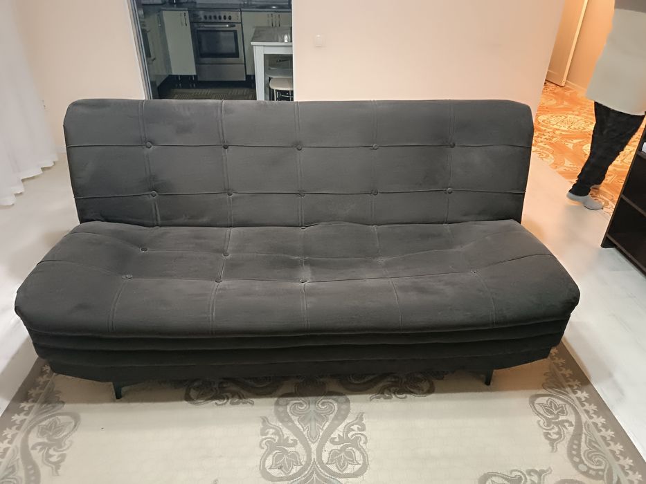 Мягкий уголок и два кресла