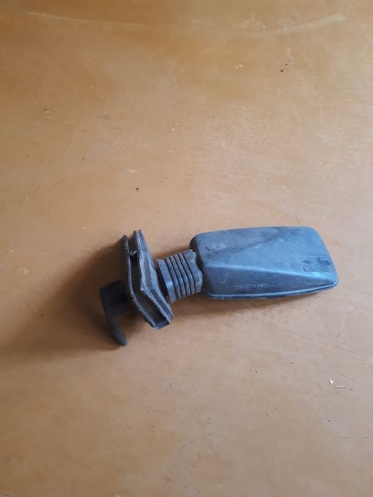 Продам авто зеркало левое на ваз