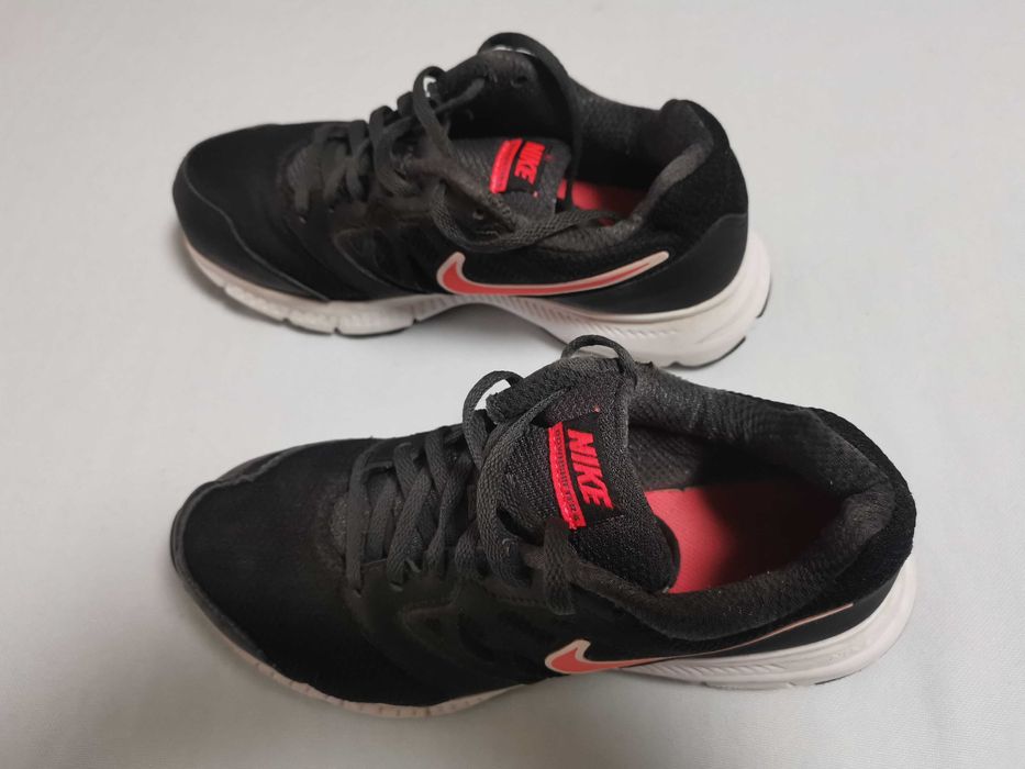 Nike, Puma оригинални дамски маратонки