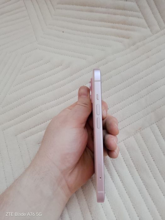 Продам Apple Iphone 15