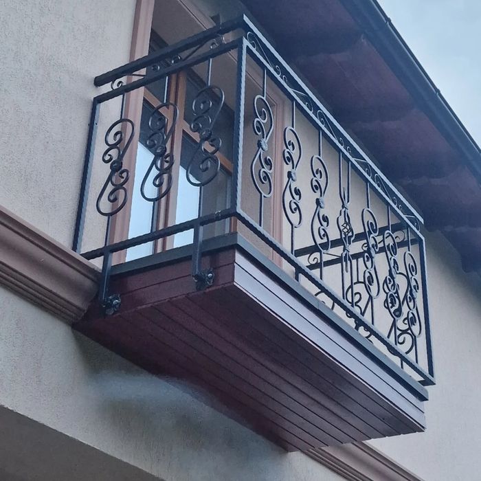 Confectii metalice fier forjat Balustrade Porti Garduri