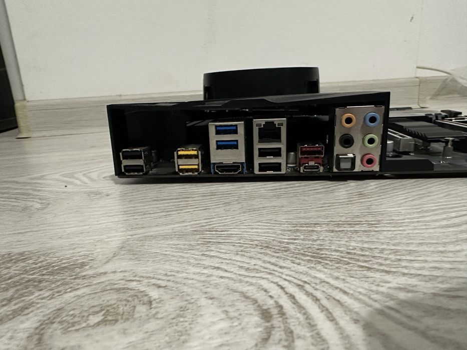 Kit Placa de baza AM 4Ryzen 5 5500/x470/16gb ddr 4