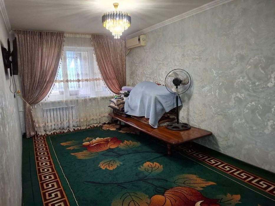Vogzal parsezdan 2 xonali uy sotiladi