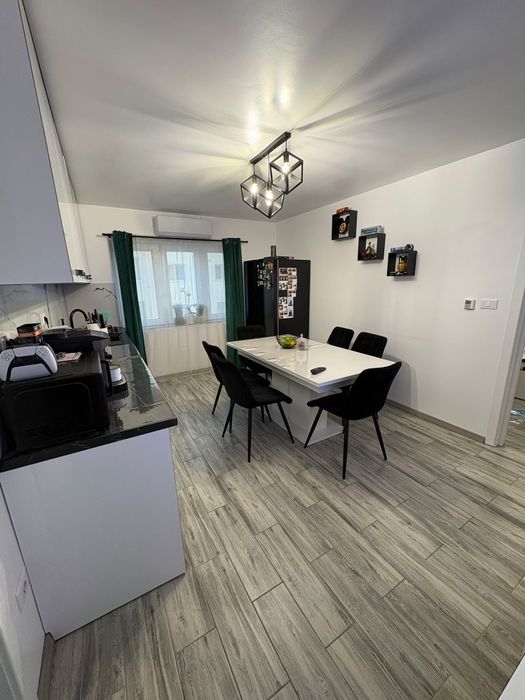 Oferim spre vânzare un apartament spațios și foarte bine compartimentat