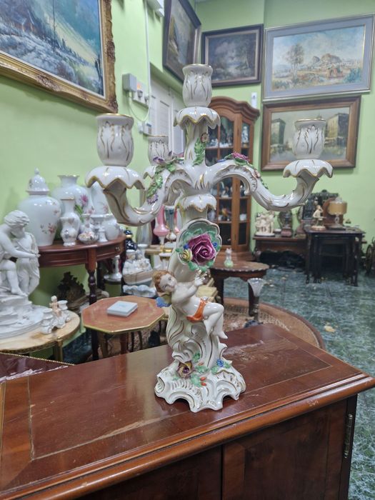 Уникален антикварен немски порцеланов свещник Ernst Sohne