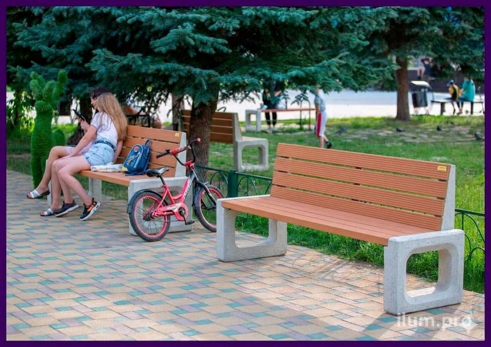 Скамейки,урны,вазоны