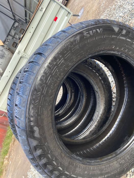 Продам зимнию резину