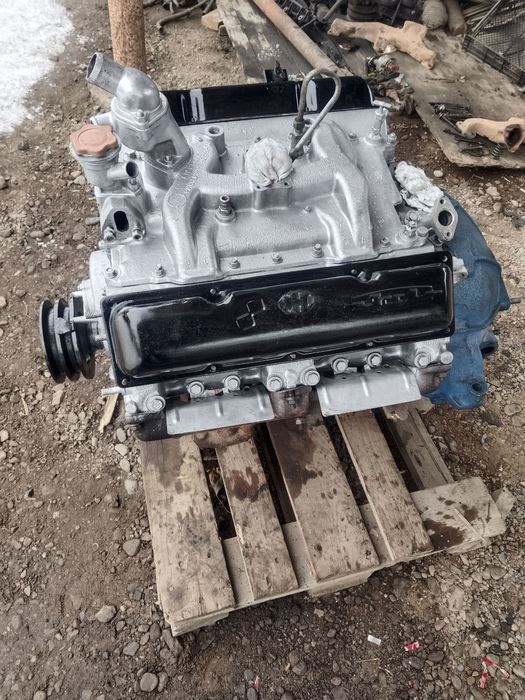 Продам Двигатель на ЗИЛ