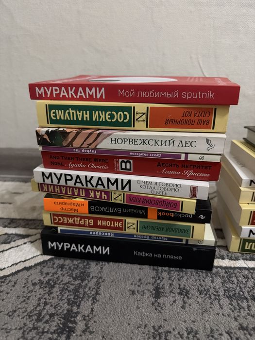Продам книги, каждая 1000тн