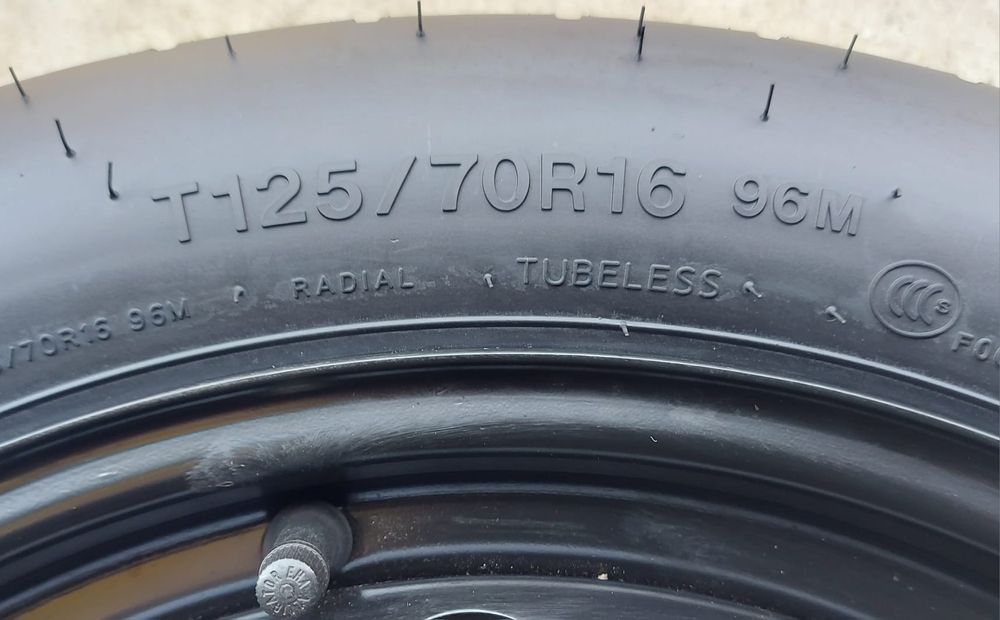 O rezervă slim Ford Focus C-Max 125/70 R16 seria 4.50Bx16 ET25 - 5x108