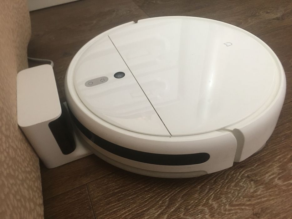 Продам Робот пылесос Xiaomi