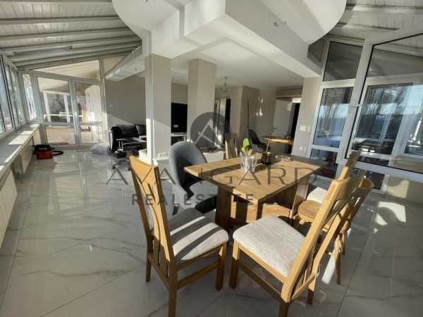 Продава се Четиристаен апартамент в Пловдив, Кършияка - 250 кв.м за 1800 €/кв.м - Снимка #2