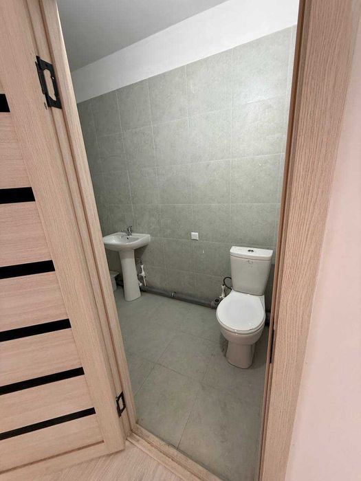 Продаётся 2/1/6 Новостройка в М.Улугбекском районе есть кадастр 55м2.