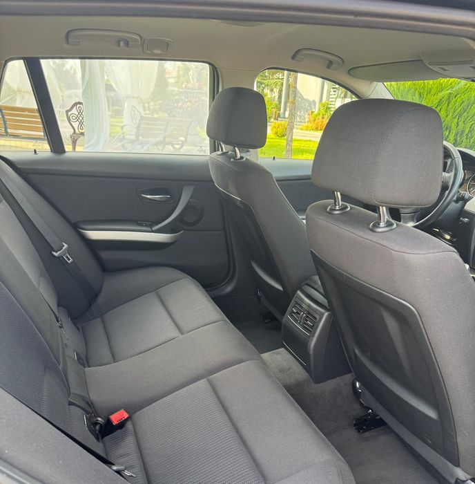 BMW Seria 3 ( 318 D )