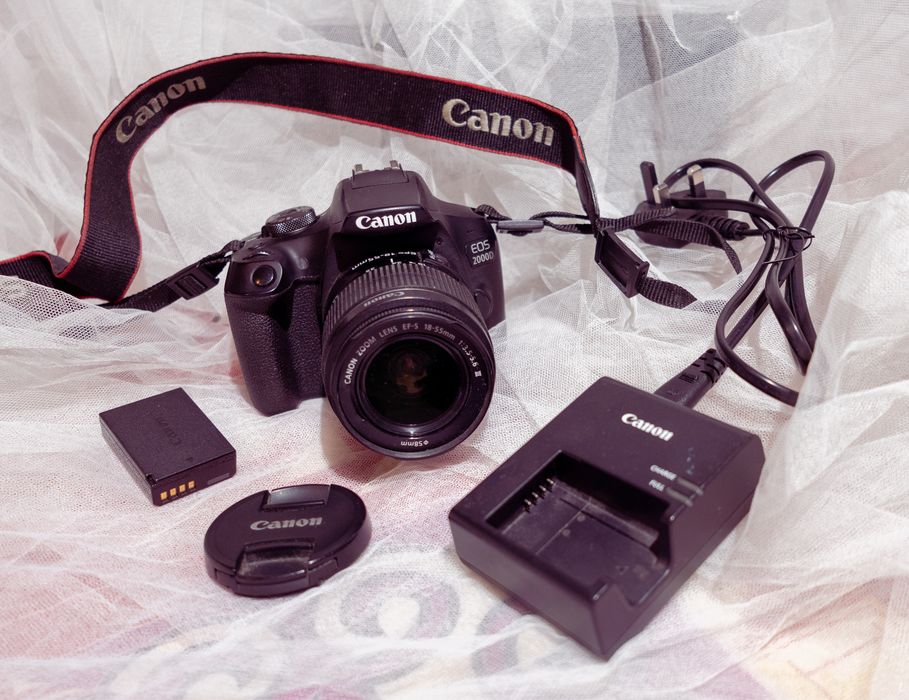 Canon 2000D
