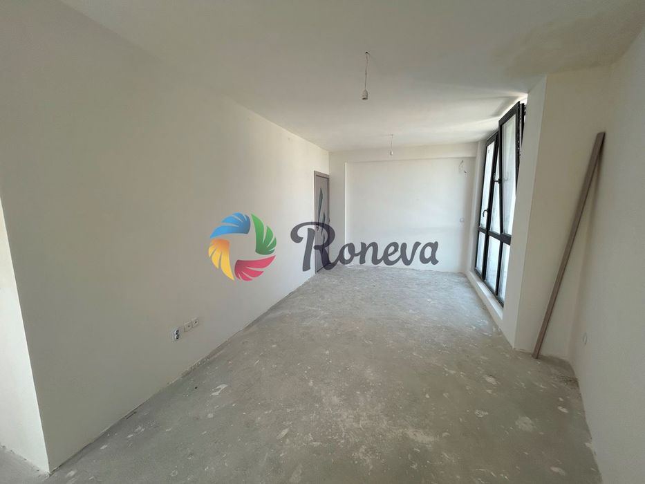 Продава се Тристаен апартамент в Варна, Виница - 108 кв.м за 1389 €/кв.м - Снимка #2