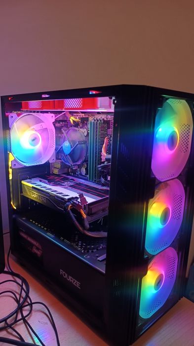 PC Gaming Intel i7 | Sapphire RX 580 4GB | 16GB RAM | SSD + HDD | Carcasă RGB