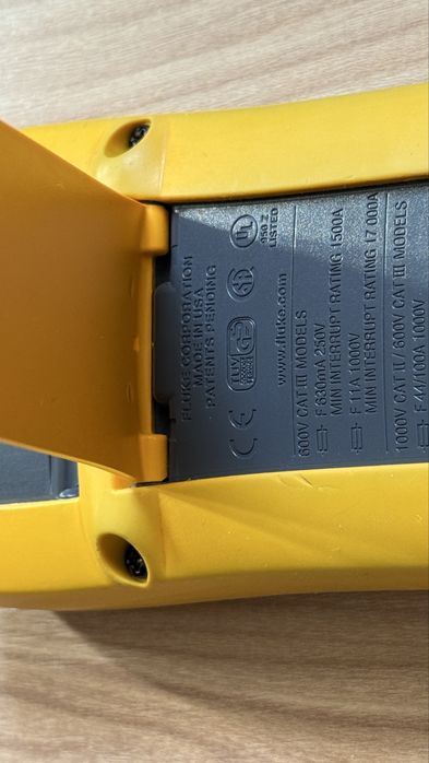 Multimetru  Fluke 77 III   Made in  USA