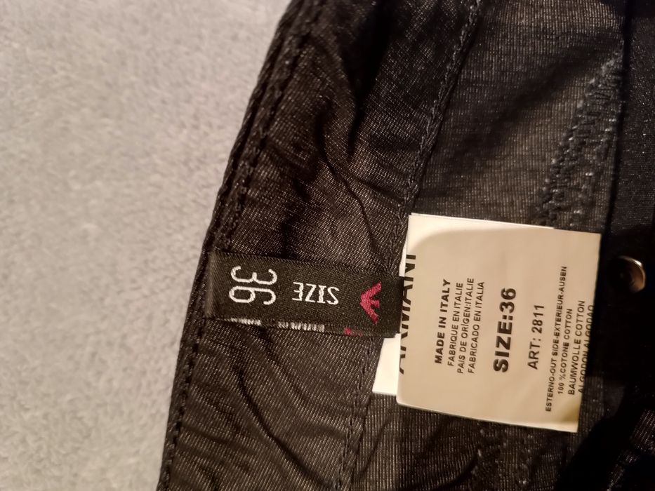 Мъжки панталон Armani.