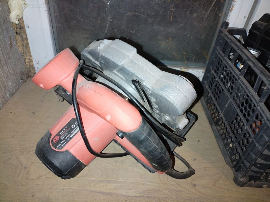 Продам пчёлку по дереву