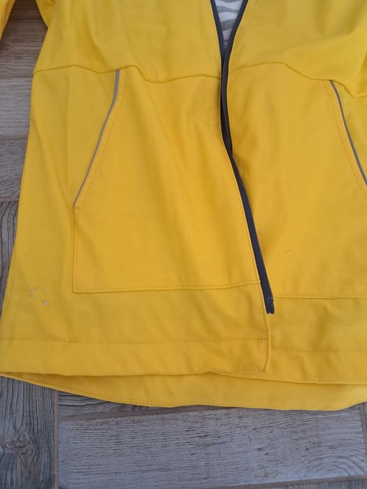 Детски дъждобран и елек