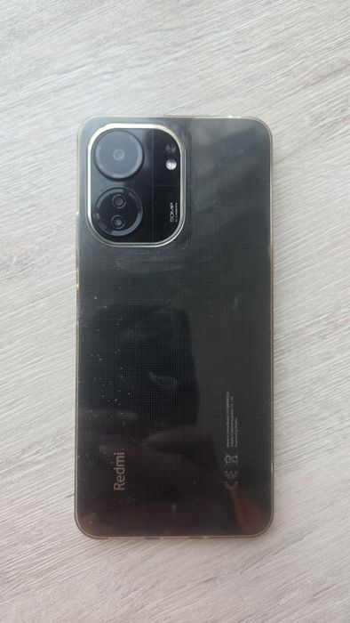 Redmi 13C в идеальном состоянии