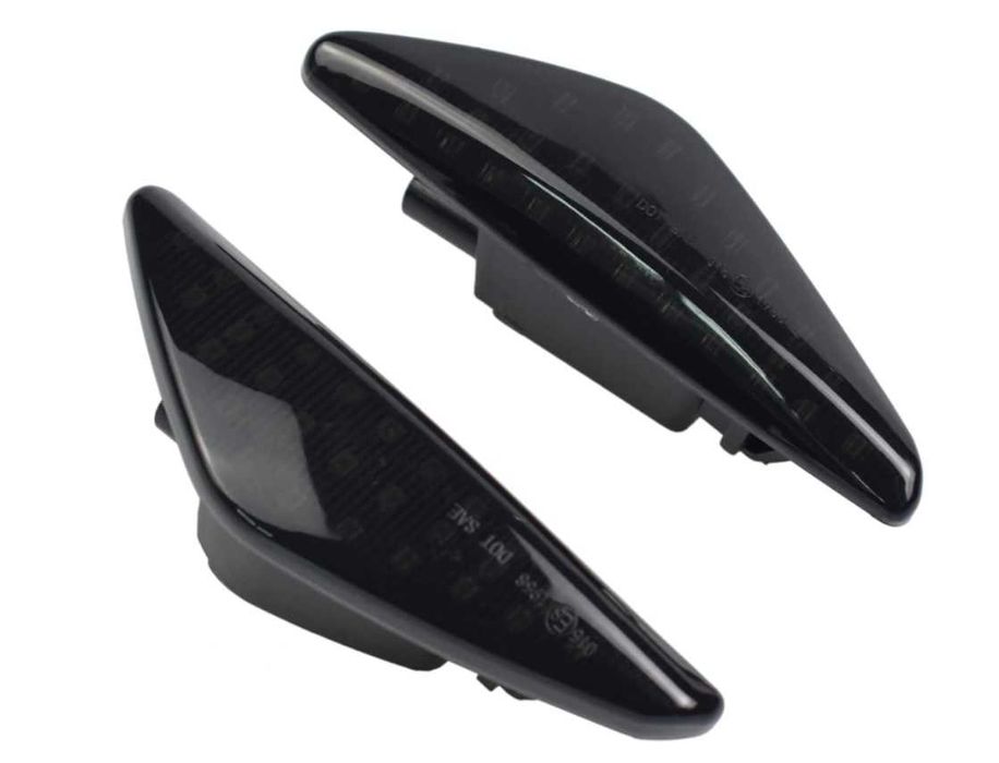 Set 2 bucati semnalizari dinamice LED BMW X3 F25 X5 E70 X6 E71 E46coup