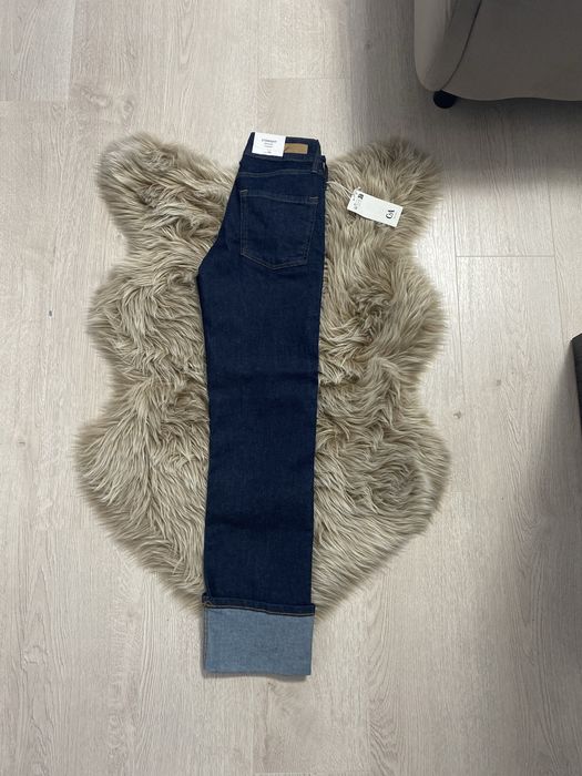 Lot dama blugi C&A si tricouri Tommy Hilfiger