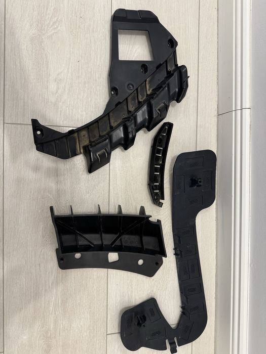 Suport bara/far stanga fata tesla model 3