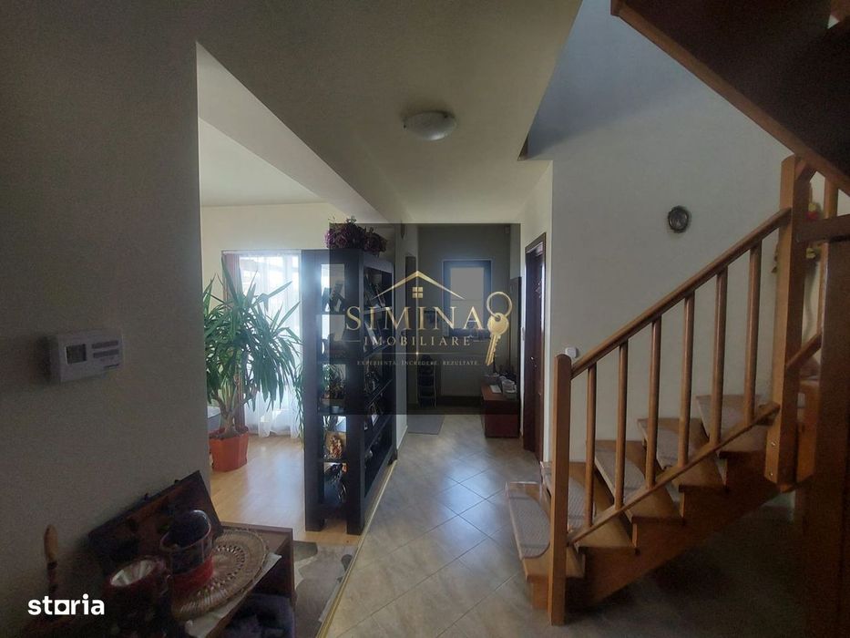 Casa De Vanzare, 700 Mp Teren, Cartier Orizont , Livezeni