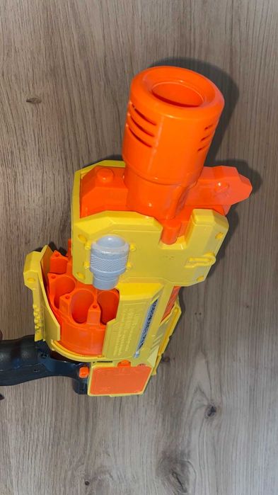 пистолети NERF различни видове