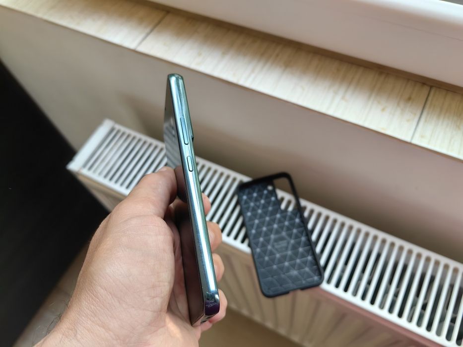 Samsung Galaxy S22 5G * accept schimburi