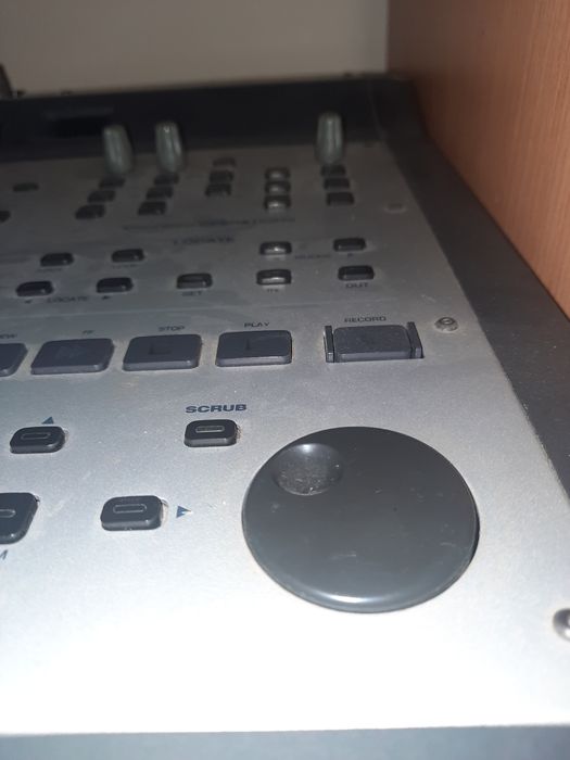 Mixèr cu placă audio studio!