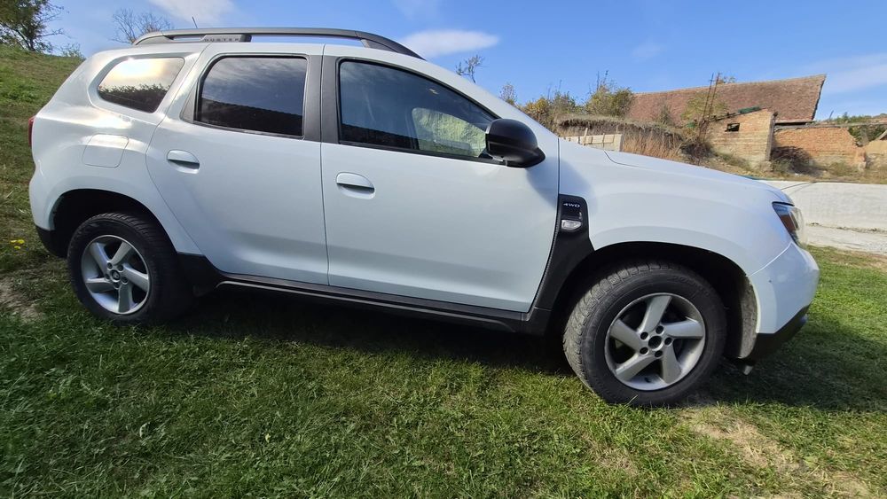 Vand Dacia duster   138000 km 4x4