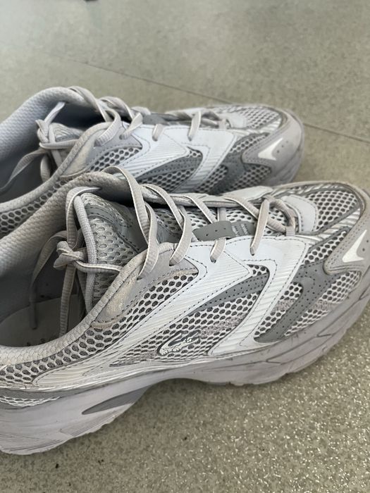 Обувки Lacoste сиви