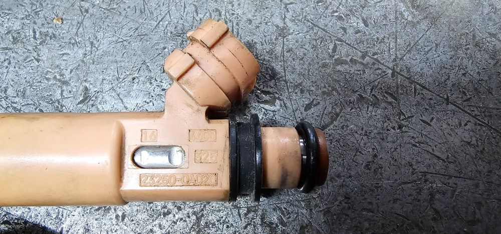Продам форсунки на Лексус рх 330/350