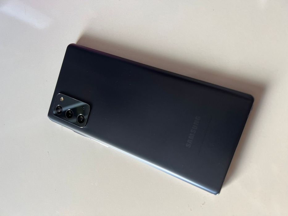 Телефон Samsung Not-20