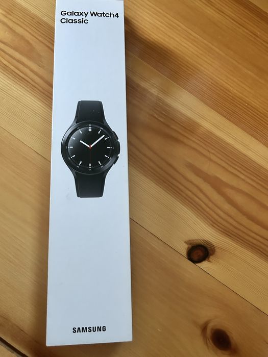 Часовник Galaxy Watch 4 Classic