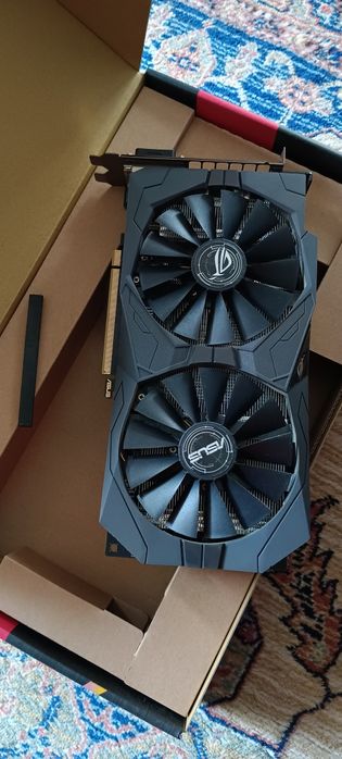 AMD Radeon rx 570 strix gaming, 4gb gddr5, pcie