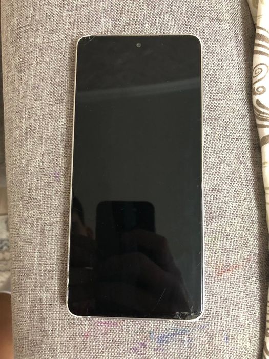 Продам или обменяю Samsung Galaxy A73 5G 128GB