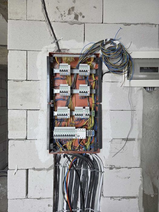 Electrician autorizat in Constanta si imprejurimi. Interventii rapide