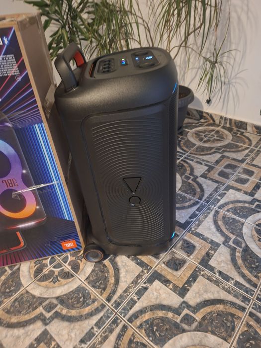 Boxă  JBL 520 ..