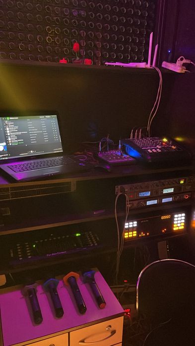 Коттедж посуточно. Караоке. Бильярд. В центре города