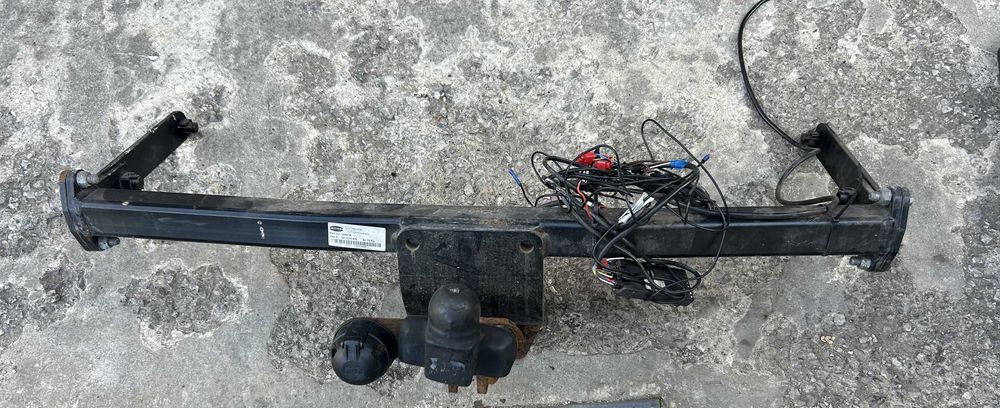 Теглич за Фолцваген Голф 6