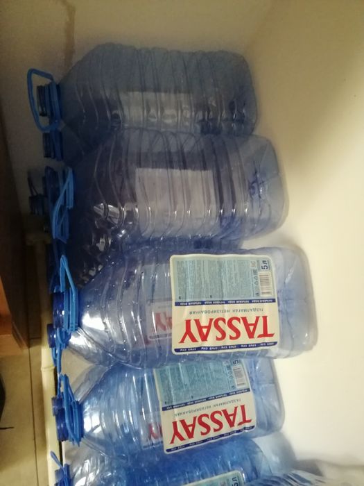 Продаётся 5л баклашки